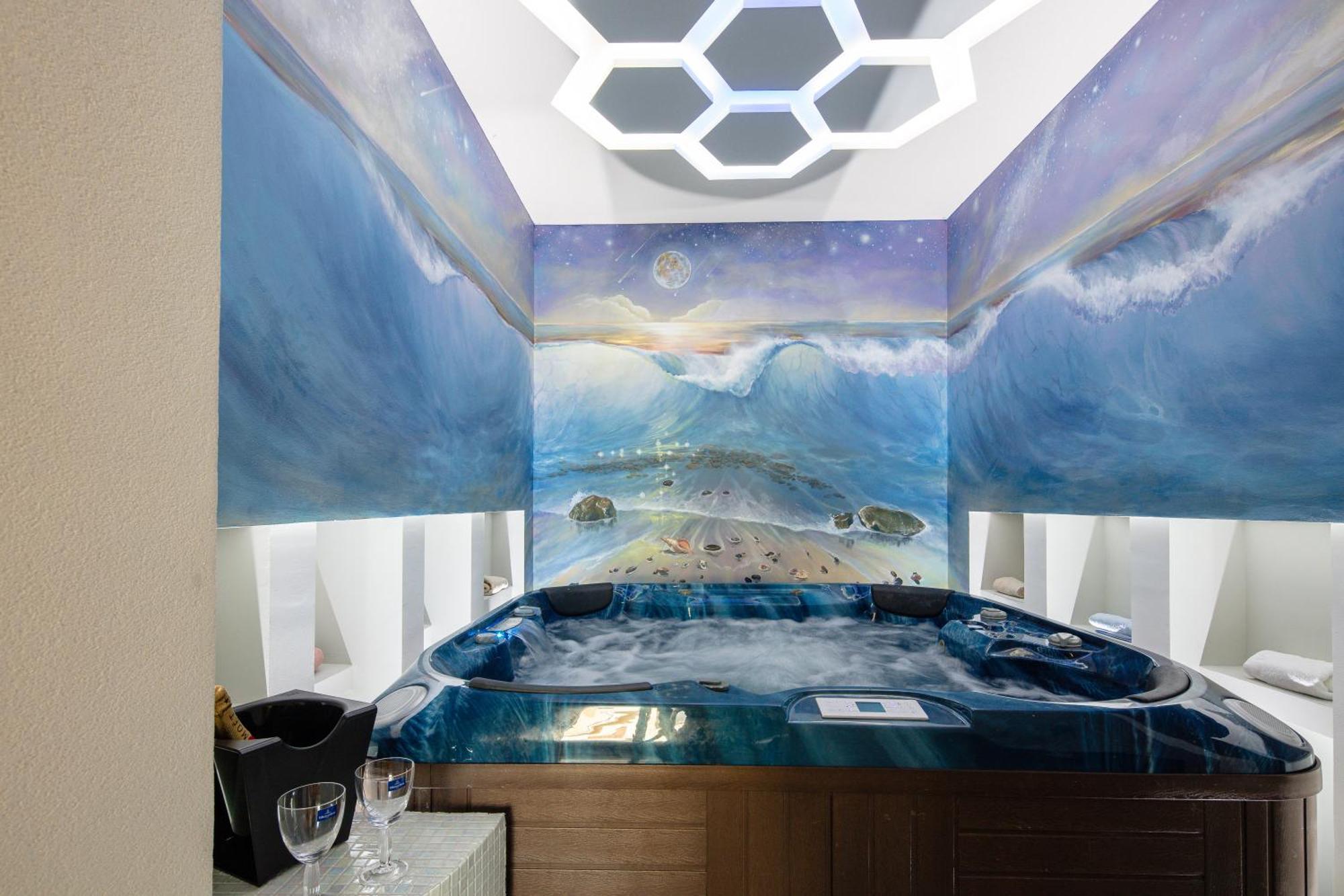De President Suite, Demani President Suites Сития Екстериор снимка